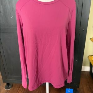 Hot Pink Women’s Large Long Sleeve Soft Athletic Top